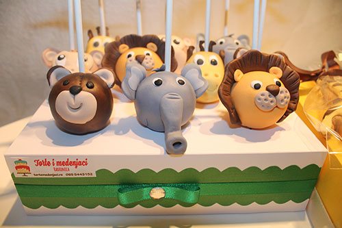 3D animals cake pops