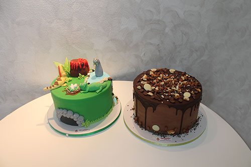 Kombinacija dve torte za poklon